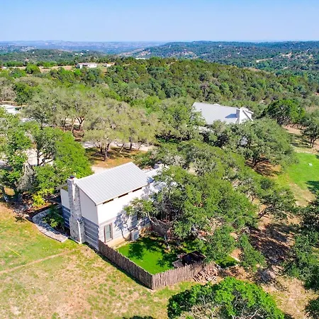 Villa Luxury 23-Ac Ranch Hot Tub And Hill Country Views!